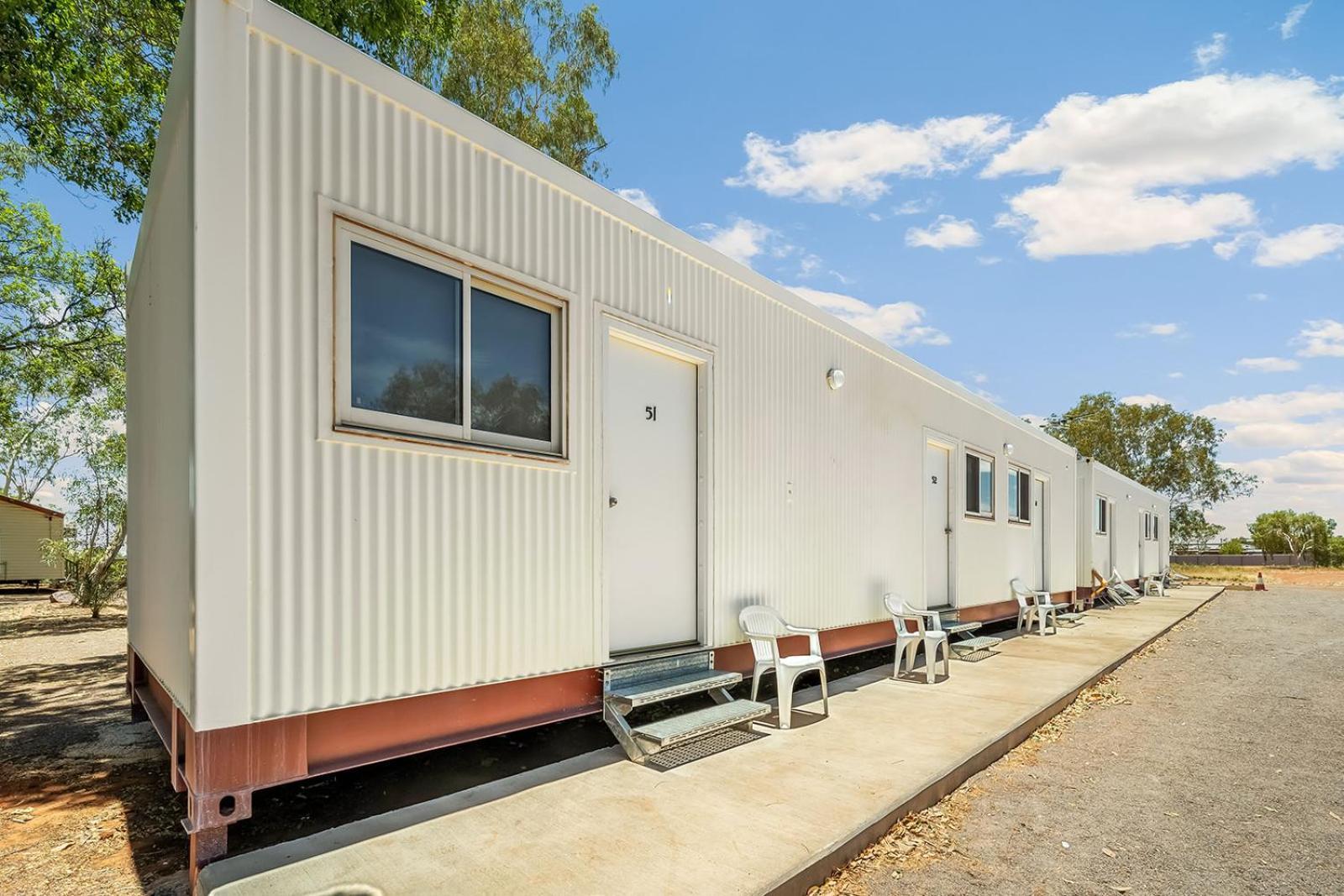 Outback Caravan Park Tennant Creek Eksteriør bilde