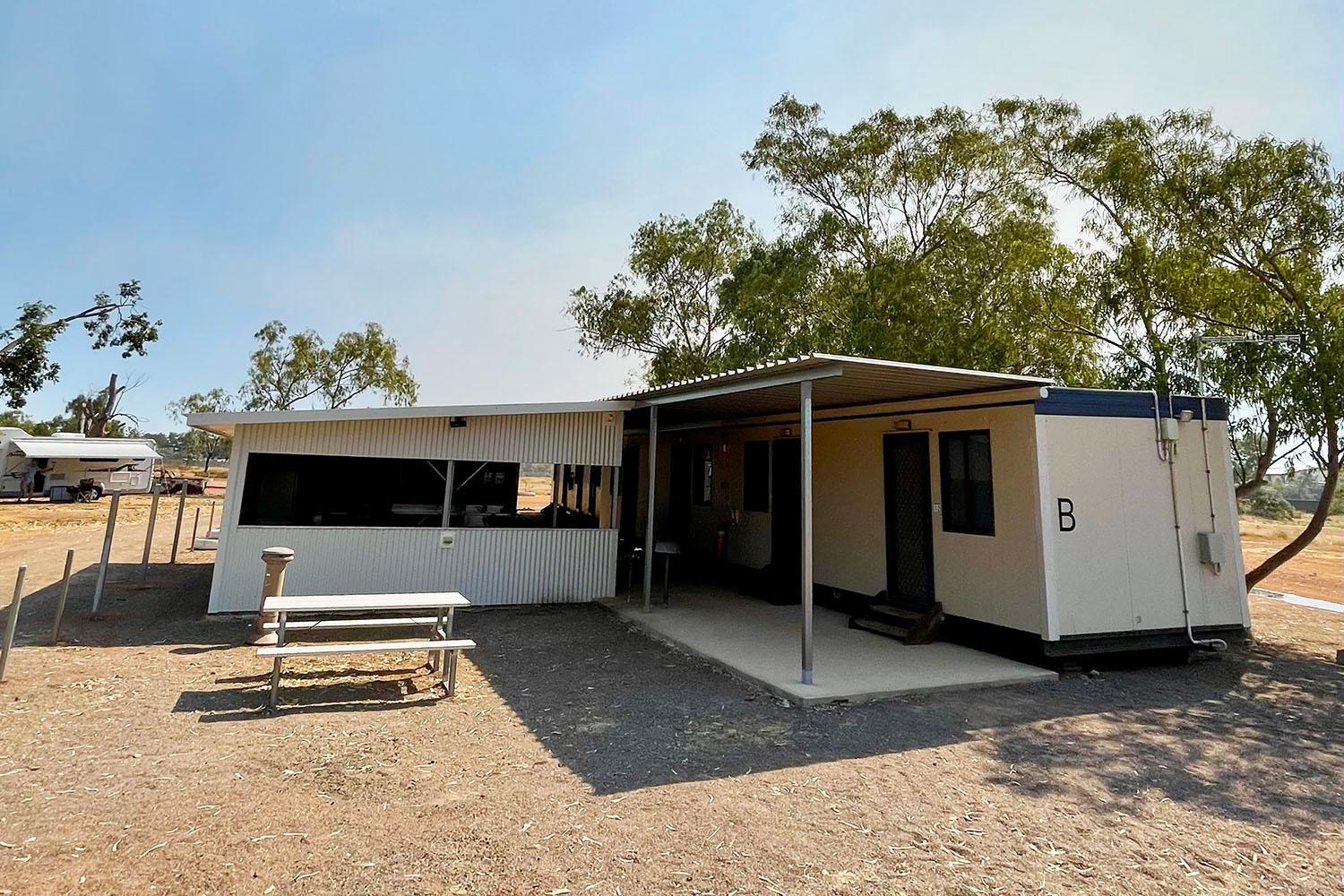 Outback Caravan Park Tennant Creek Eksteriør bilde